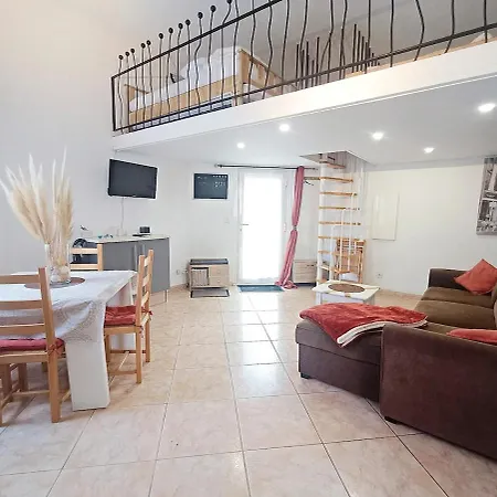 Apartman Duplex Cosy, Piscine,